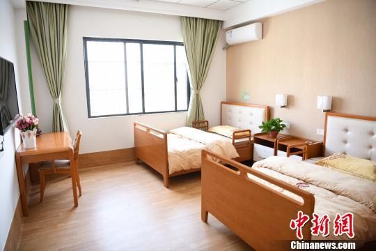 图为南宁市首家社会资本投资建设的医养结合试点养老院。孝慈苑供图 图为南宁市首家社会资本投资建设的医养结合试点养老院。孝慈苑供图