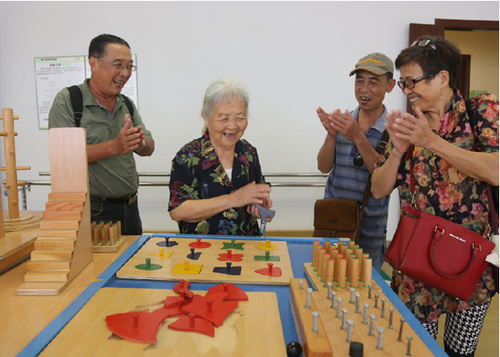 广西:“医养结合”服务体系缓解养老压力 5