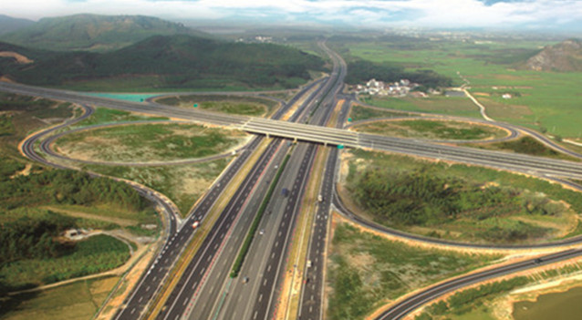 1534501272754694.jpg 桂来高速公路 (2)_副本3335副本.jpg