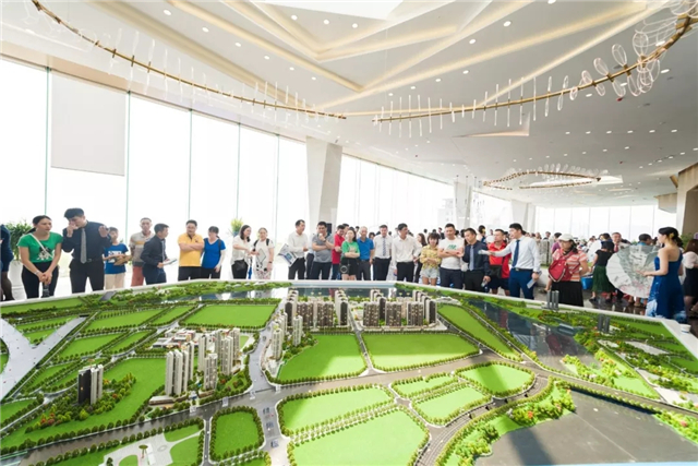 1569836754181267.jpg 华邦·玥珑湾受到嘉宾热捧2.webp.jpg