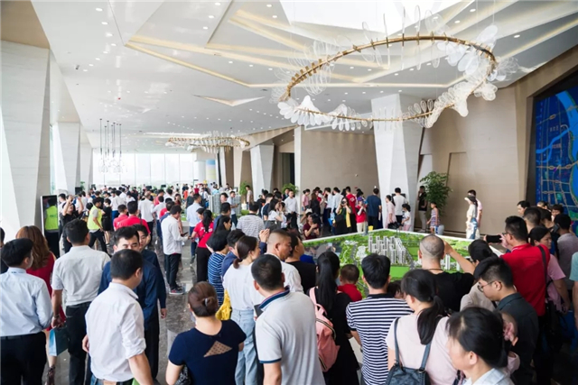 1569836764281271.jpg 华邦·玥珑湾受到嘉宾热捧3.webp.jpg